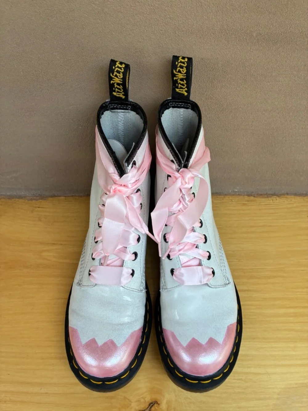 PRETTY IN PINK: Custom Metallic & Glitter Festival Docs - Picture 5 of 10